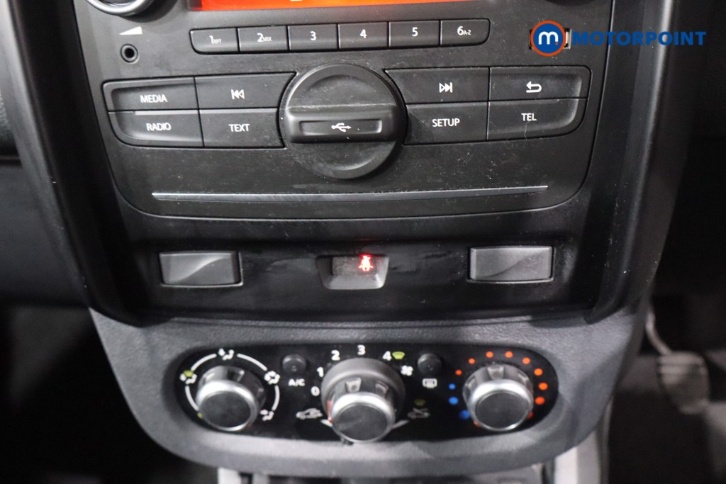 Dacia Duster AIR Manual Petrol SUV - Stock Number (1562126) - 15th supplementary image