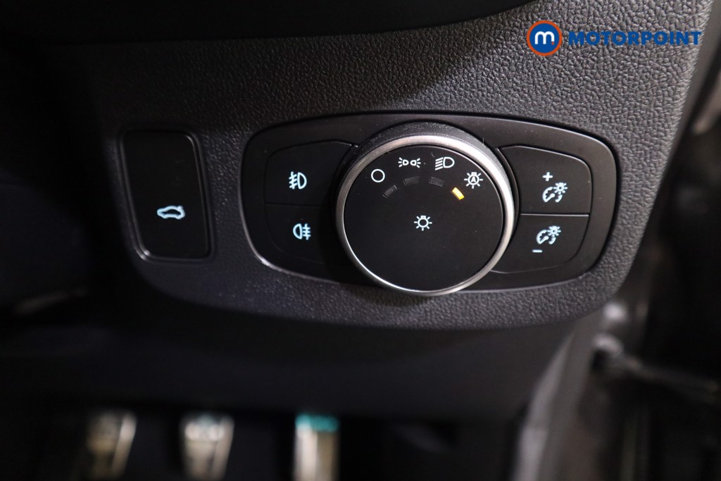 Ford Puma St-Line X First Edition Manual Petrol-Electric Hybrid SUV - Stock Number (1562137) - 9th supplementary image