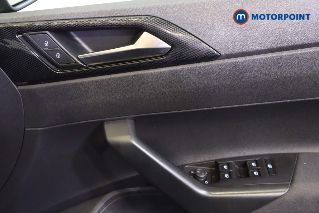 Volkswagen Polo Life Manual Petrol Hatchback - Stock Number (1562171) - 8th supplementary image