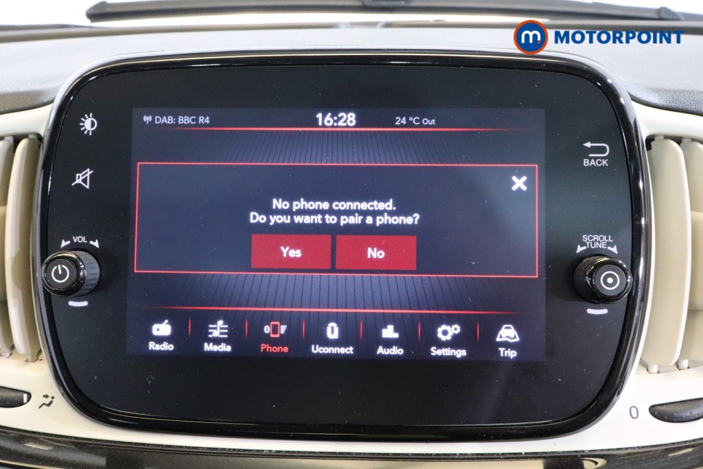 Fiat 500 Dolcevita Manual Petrol-Electric Hybrid Hatchback - Stock Number (1562459) - 6th supplementary image
