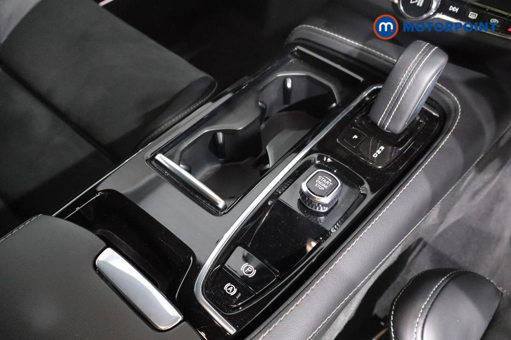 Volvo S90 R Design Automatic Petrol Plug-In Hybrid Saloon - Stock Number (1562505) - 4th supplementary image