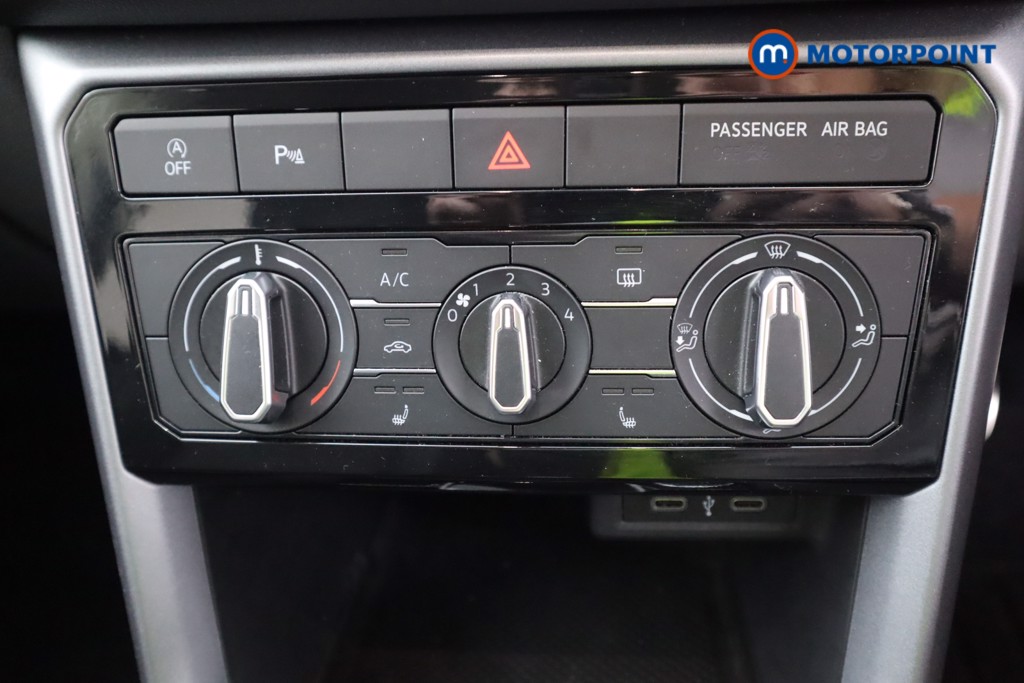 Volkswagen T-Cross Active Manual Petrol SUV - Stock Number (1562552) - 5th supplementary image