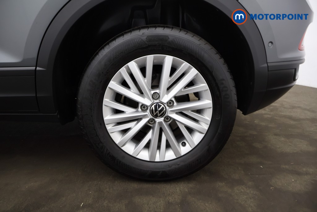 Volkswagen T-Roc Life Automatic Petrol SUV - Stock Number (1562893) - 21st supplementary image