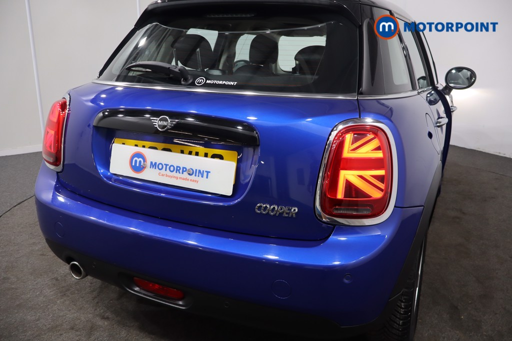 Mini Hatchback Cooper Automatic Petrol Hatchback - Stock Number (1563059) - 27th supplementary image