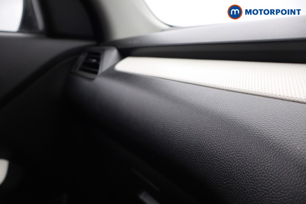 Suzuki Swift Sz-L Manual Petrol-Electric Hybrid Hatchback - Stock Number (1563128) - 11th supplementary image