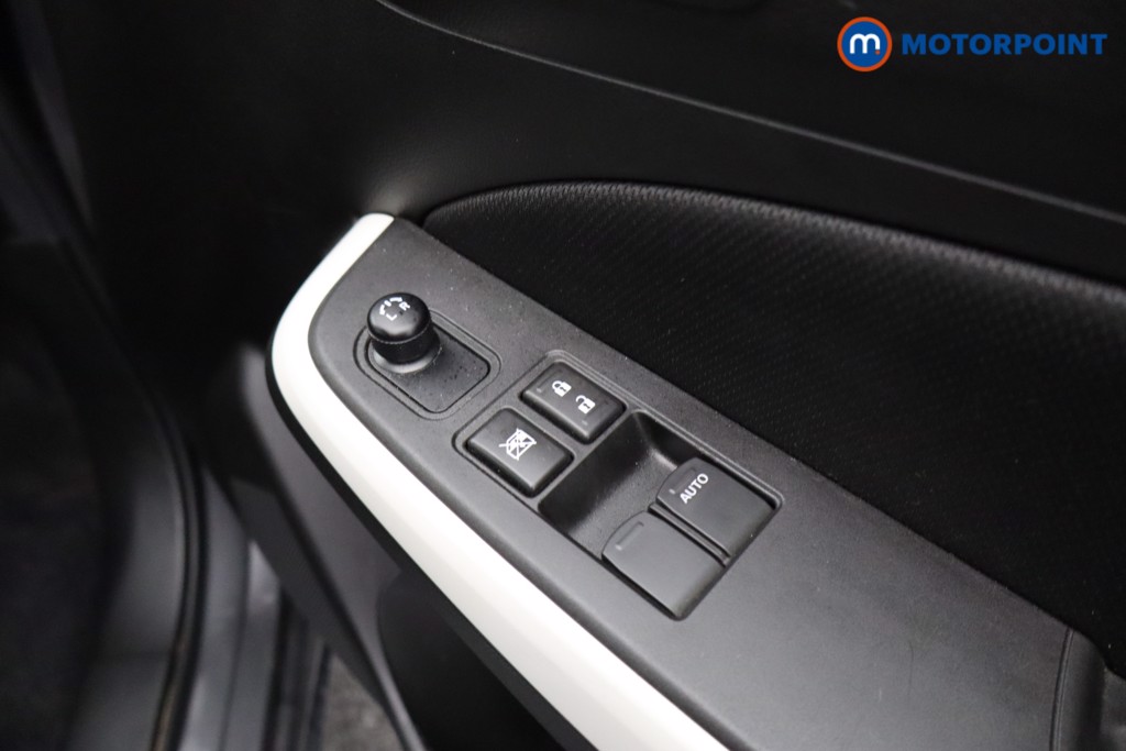 Suzuki Swift Sz-L Manual Petrol-Electric Hybrid Hatchback - Stock Number (1563128) - 16th supplementary image