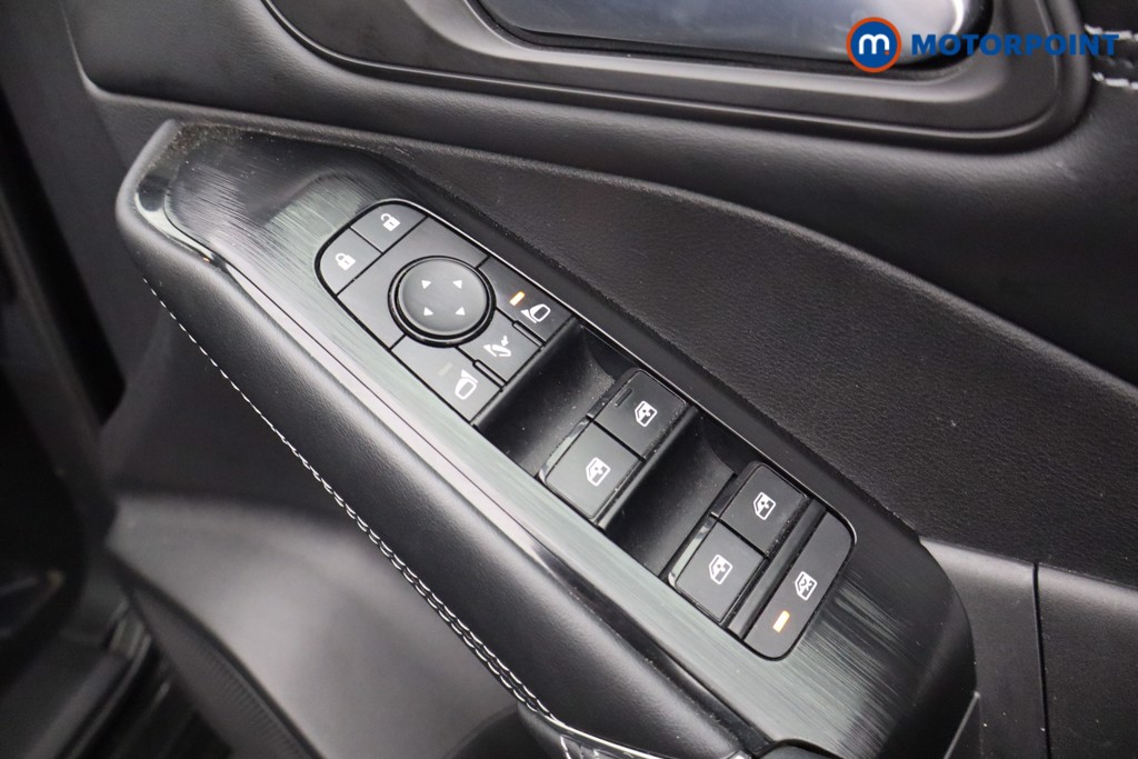 Nissan Qashqai Premiere Edition Automatic Petrol SUV - Stock Number (1563268) - 17th supplementary image