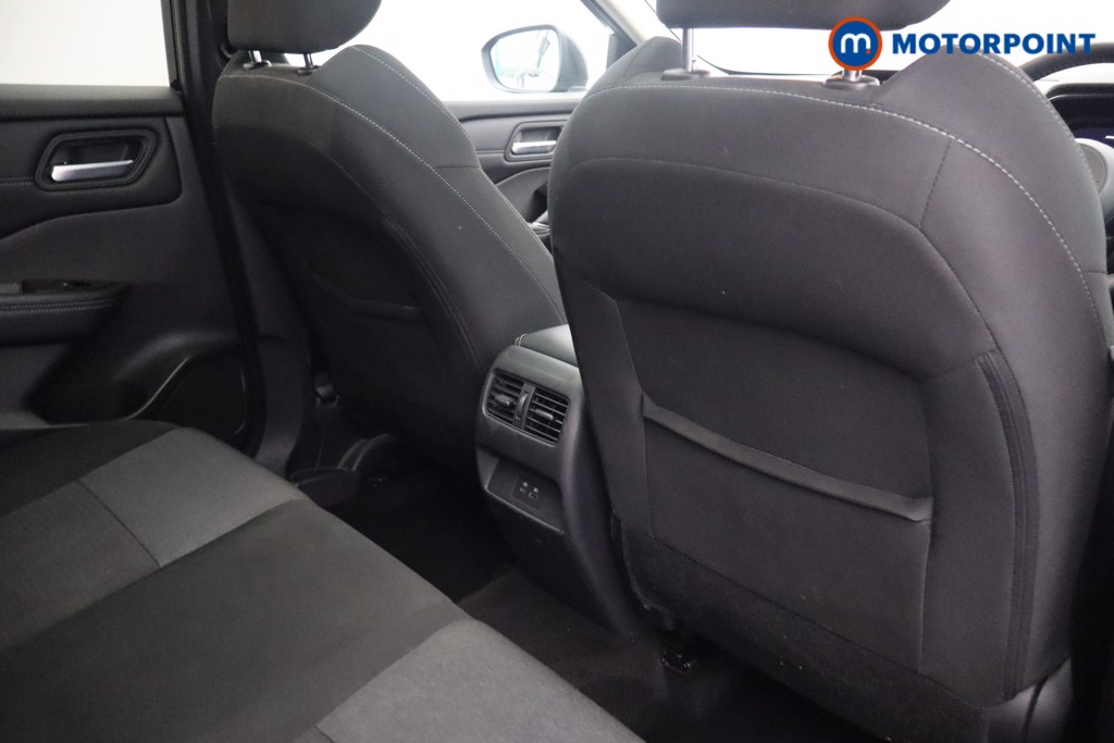 Nissan Qashqai Premiere Edition Automatic Petrol SUV - Stock Number (1563268) - 20th supplementary image