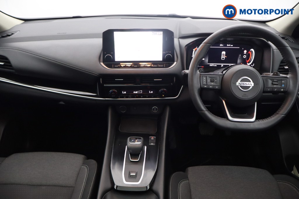 Nissan Qashqai Premiere Edition Automatic Petrol SUV - Stock Number (1563268) - 1st supplementary image