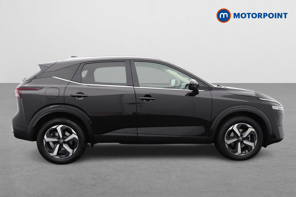 Nissan Qashqai Premiere Edition Automatic Petrol SUV - Stock Number (1563268) - Drivers side