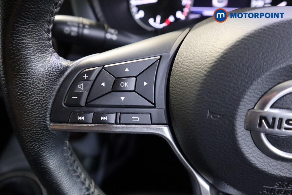 Nissan Juke N-Connecta Manual Petrol SUV - Stock Number (1563462) - 3rd supplementary image