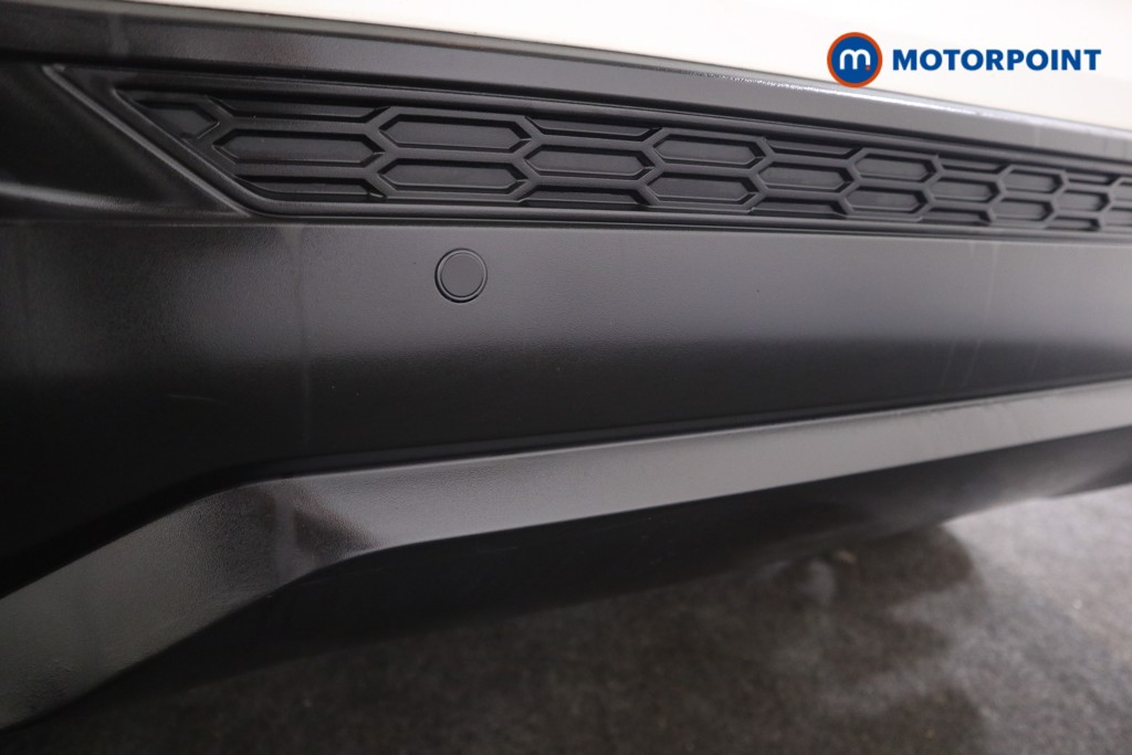 Nissan Juke N-Connecta Manual Petrol SUV - Stock Number (1563462) - 18th supplementary image