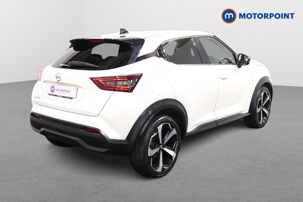Nissan Juke N-Connecta Manual Petrol SUV - Stock Number (1563462) - Drivers side rear corner