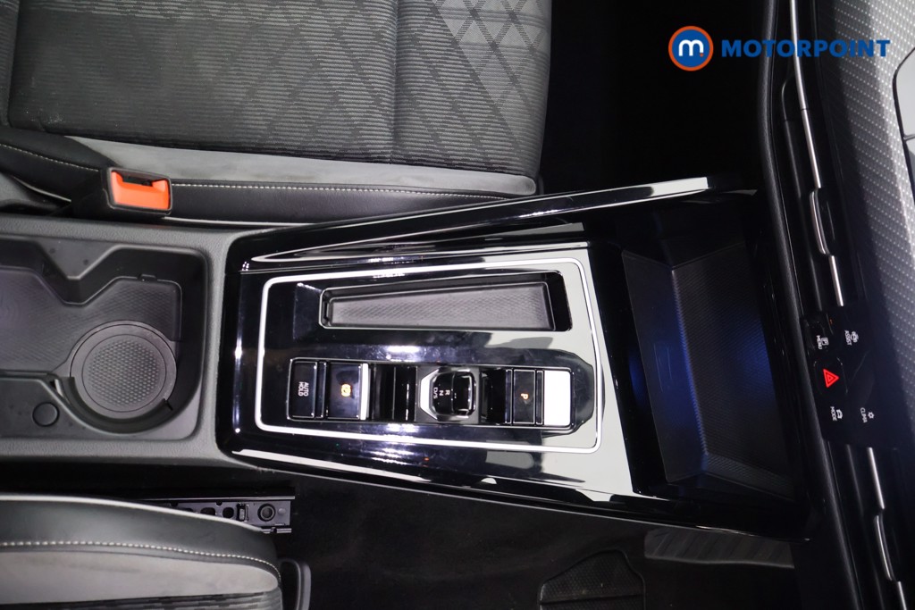 Volkswagen Golf R-Line Automatic Diesel Hatchback - Stock Number (1563535) - 8th supplementary image