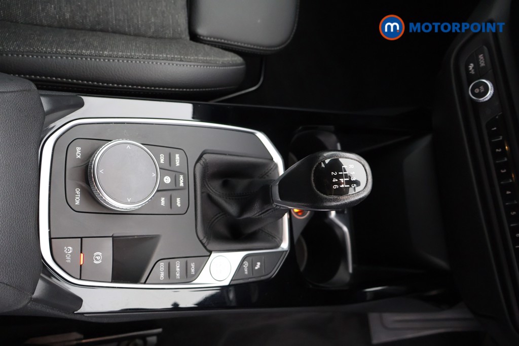 BMW 2 Series Sport Manual Petrol Saloon - Stock Number (1563560) - 6th supplementary image