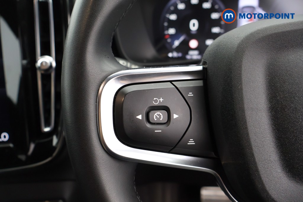 Volvo Xc40 R Design Pro Automatic Petrol Plug-In Hybrid SUV - Stock Number (1563562) - 2nd supplementary image