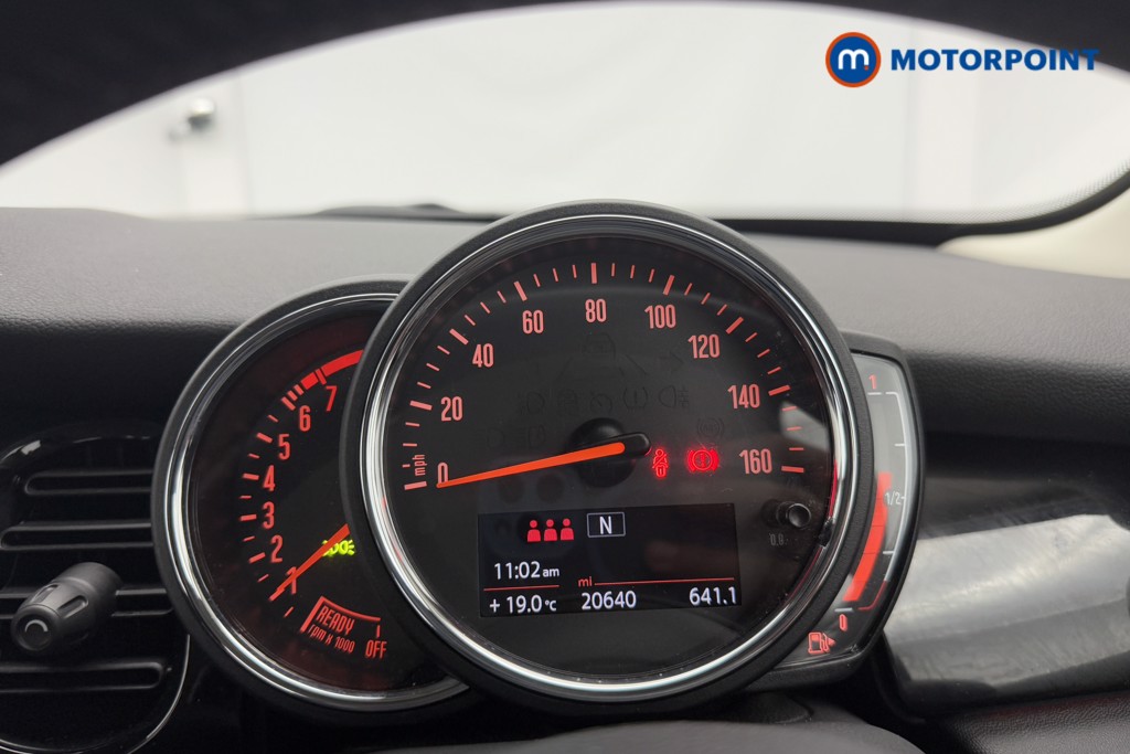 Mini Hatchback Cooper Classic Manual Petrol Hatchback - Stock Number (1563578) - 4th supplementary image