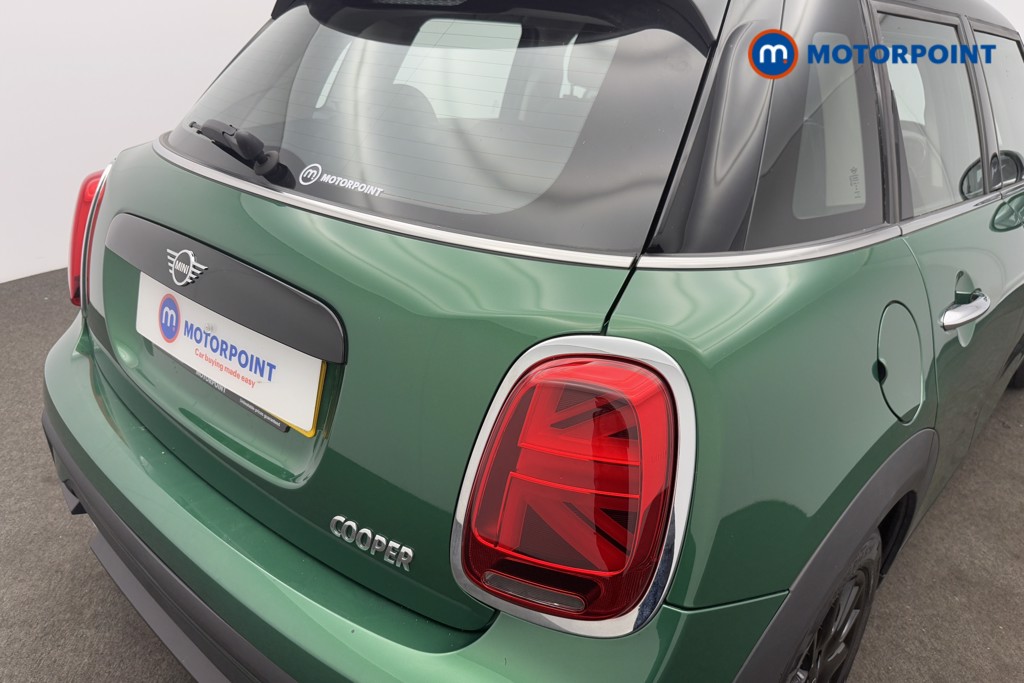 Mini Hatchback Cooper Classic Manual Petrol Hatchback - Stock Number (1563578) - 24th supplementary image
