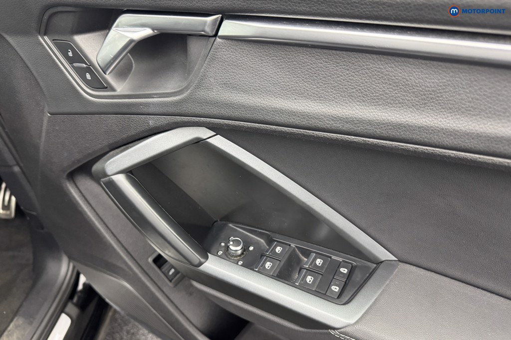 Audi Q3 S Line Automatic Petrol SUV - Stock Number (1563600) - 20th supplementary image
