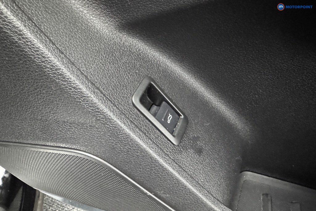 Audi Q3 S Line Automatic Petrol SUV - Stock Number (1563600) - 21st supplementary image