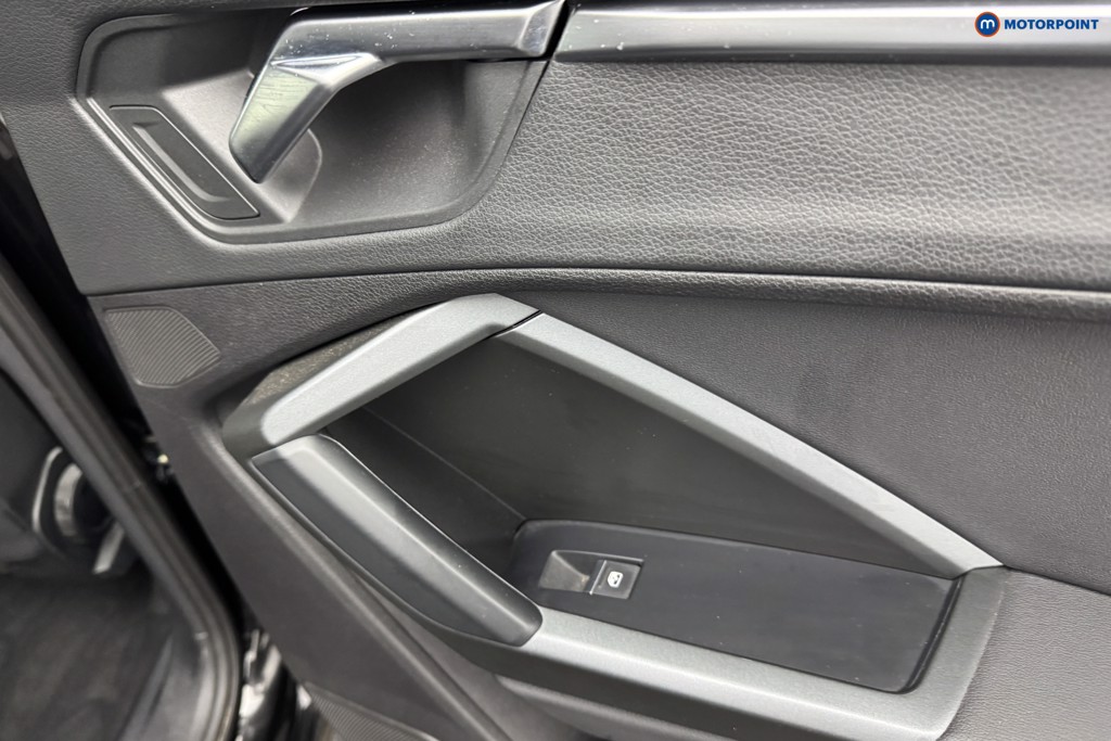 Audi Q3 S Line Automatic Petrol SUV - Stock Number (1563600) - 23rd supplementary image