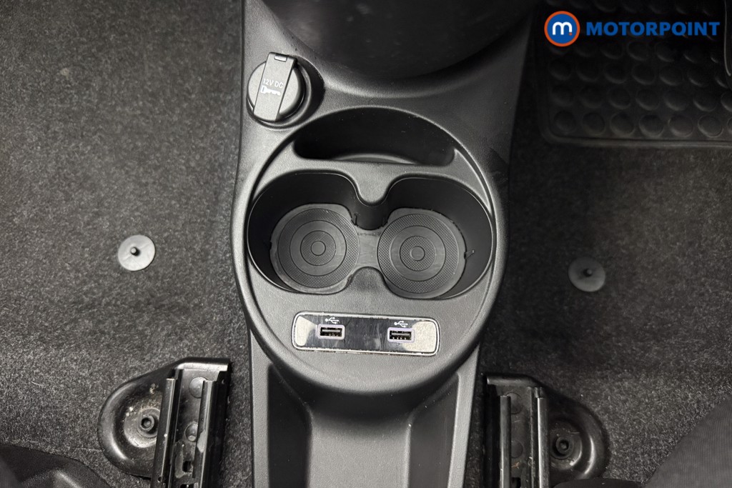 Fiat 500 1.0 Mild Hybrid 3Dr Manual Petrol-Electric Hybrid Hatchback - Stock Number (1563768) - 5th supplementary image