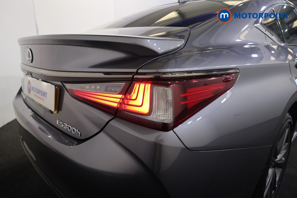 Lexus ES F-Sport Automatic Petrol-Electric Hybrid Saloon - Stock Number (1563869) - 23rd supplementary image