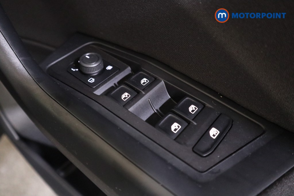 Volkswagen T-Roc Match Automatic Petrol SUV - Stock Number (1563888) - 11th supplementary image