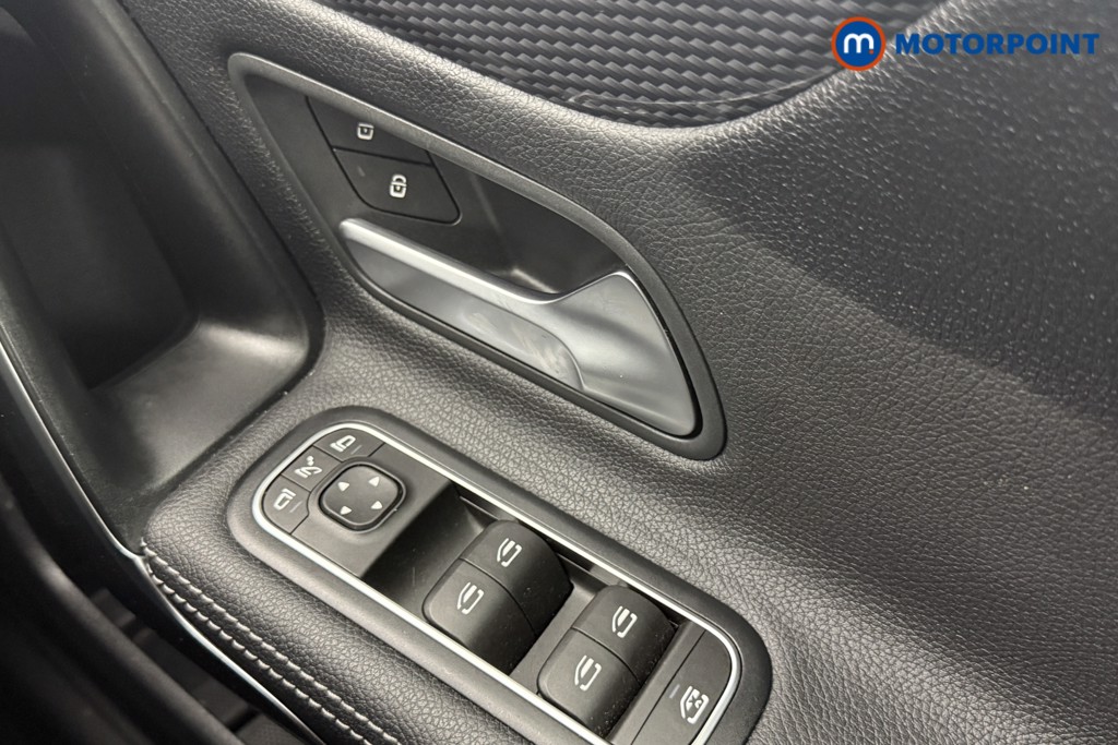 Mercedes-Benz A Class Sport Automatic Diesel Hatchback - Stock Number (1563999) - 12th supplementary image