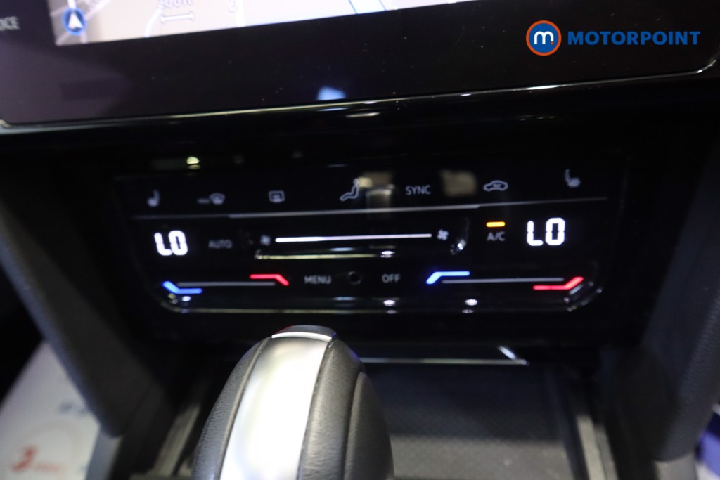 Volkswagen Arteon R-Line Automatic Petrol Estate - Stock Number (1564017) - 5th supplementary image
