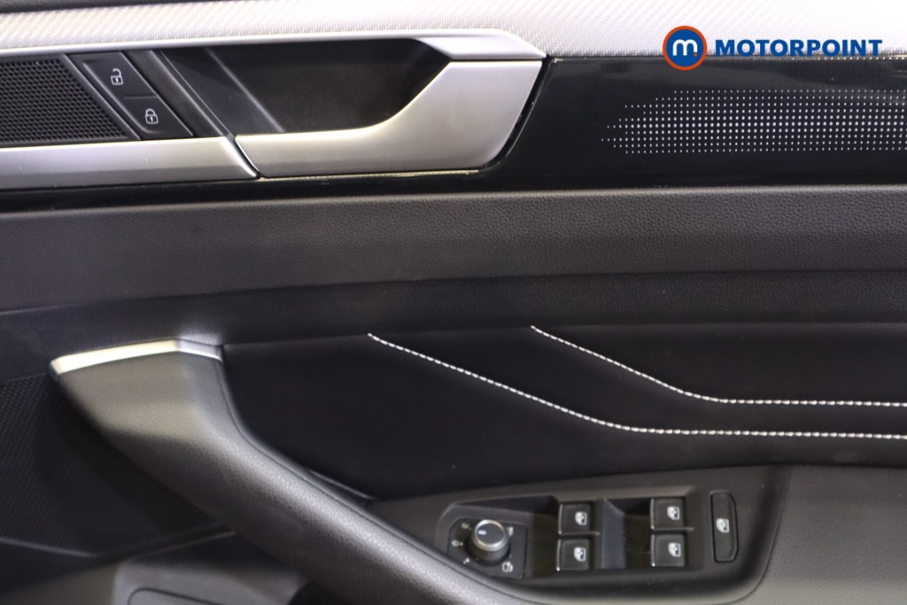 Volkswagen Arteon R-Line Automatic Petrol Estate - Stock Number (1564017) - 8th supplementary image