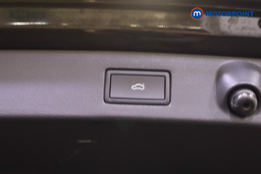 Volkswagen Arteon R-Line Automatic Petrol Estate - Stock Number (1564017) - 16th supplementary image