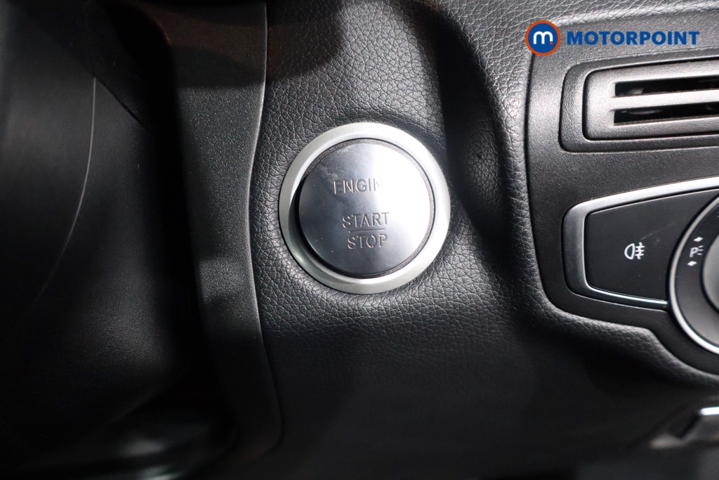 Mercedes-Benz GLC Urban Edition Automatic Diesel SUV - Stock Number (1564106) - 13th supplementary image