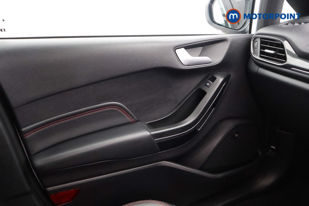 Ford Fiesta St-Line X Edition Manual Petrol-Electric Hybrid Hatchback - Stock Number (1564519) - 8th supplementary image