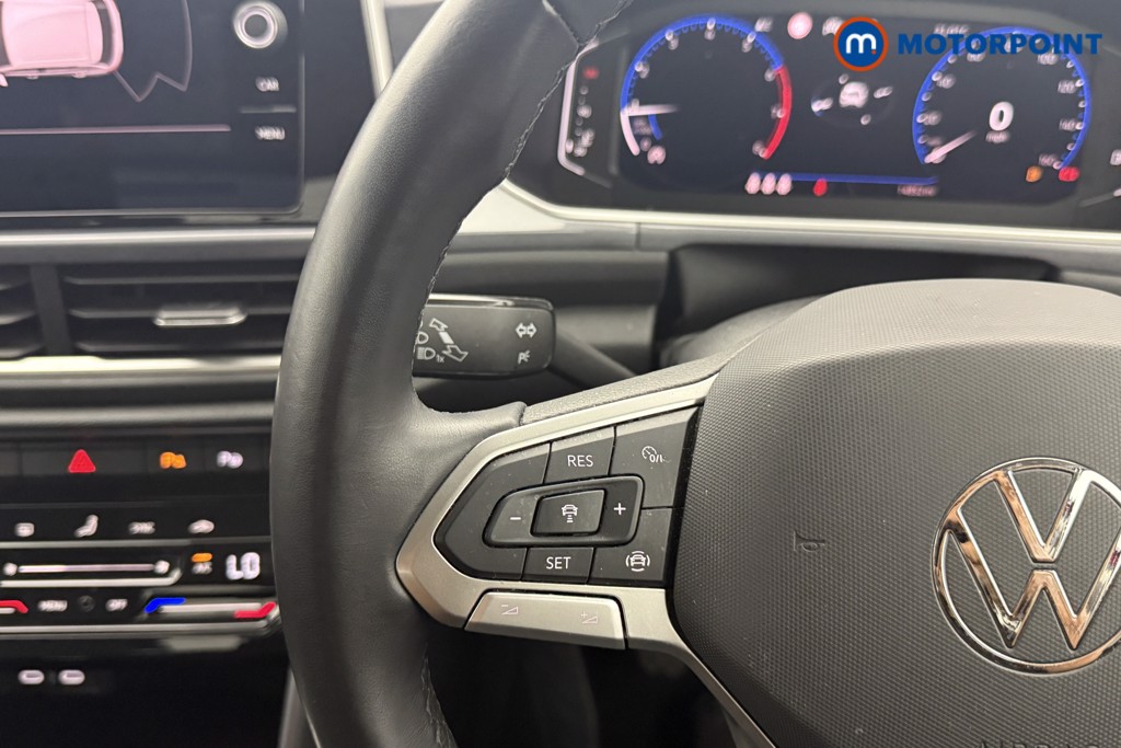 Volkswagen T-Roc Style Manual Petrol SUV - Stock Number (1564779) - 9th supplementary image