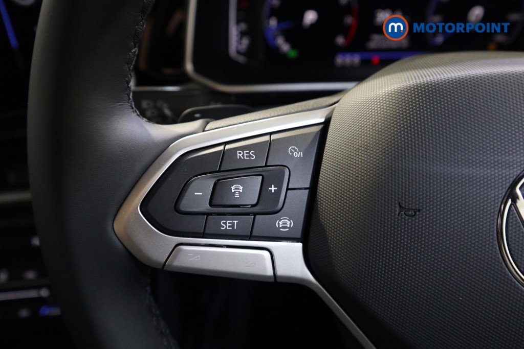 Volkswagen T-Roc R-Line Automatic Petrol SUV - Stock Number (1565022) - 3rd supplementary image