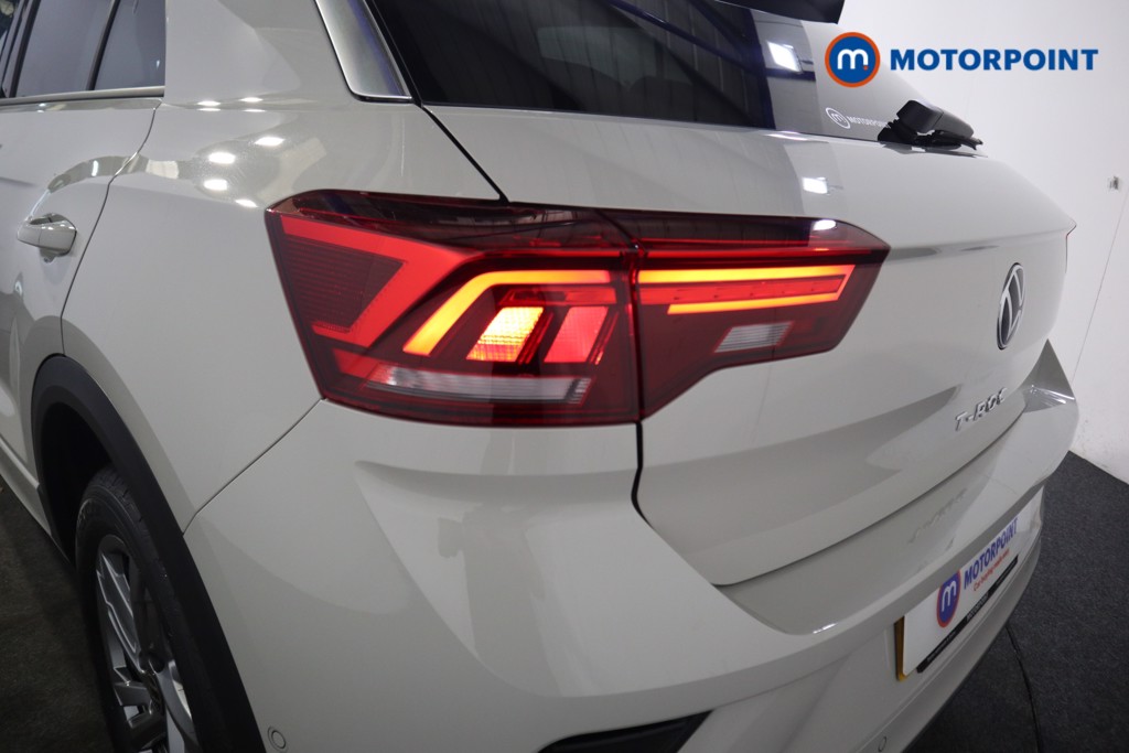 Volkswagen T-Roc R-Line Automatic Petrol SUV - Stock Number (1565022) - 21st supplementary image