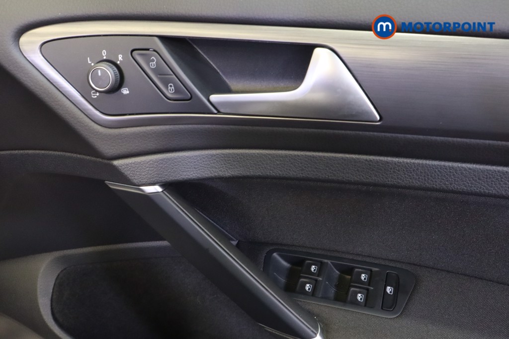 Volkswagen Golf Match Edition Manual Diesel Hatchback - Stock Number (1565057) - 8th supplementary image