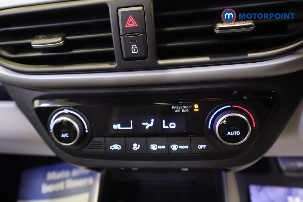 Hyundai I10 Premium Automatic Petrol Hatchback - Stock Number (1565067) - 5th supplementary image
