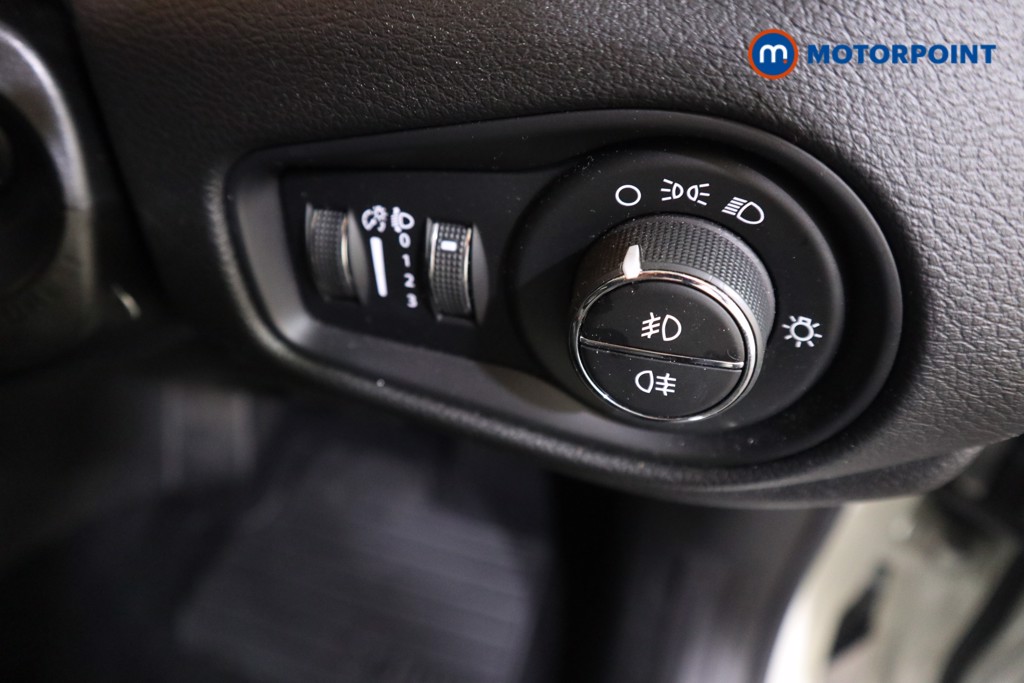 Jeep Renegade Longitude Automatic Petrol Plug-In Hybrid SUV - Stock Number (1545000) - 9th supplementary image