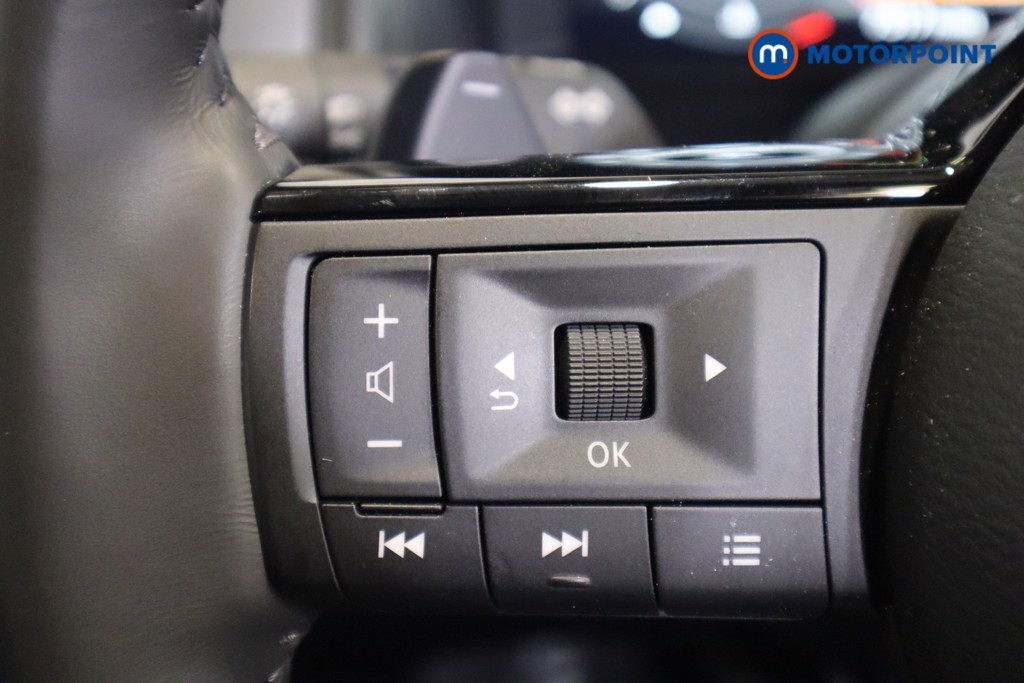 Nissan Qashqai N-Connecta Automatic Petrol SUV - Stock Number (1552316) - 15th supplementary image