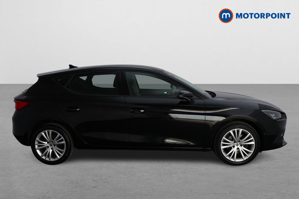 Seat Leon Se Dynamic Manual Petrol Hatchback - Stock Number (1552545) - Drivers side