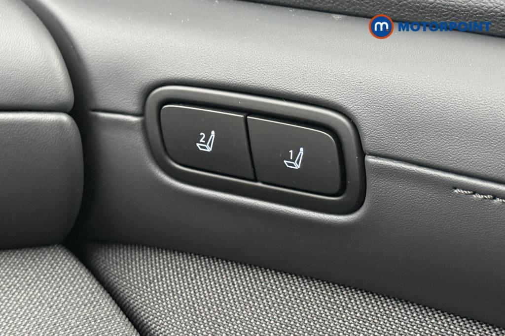 Hyundai Tucson Ultimate Automatic Petrol-Electric Hybrid SUV - Stock Number (1553804) - 24th supplementary image