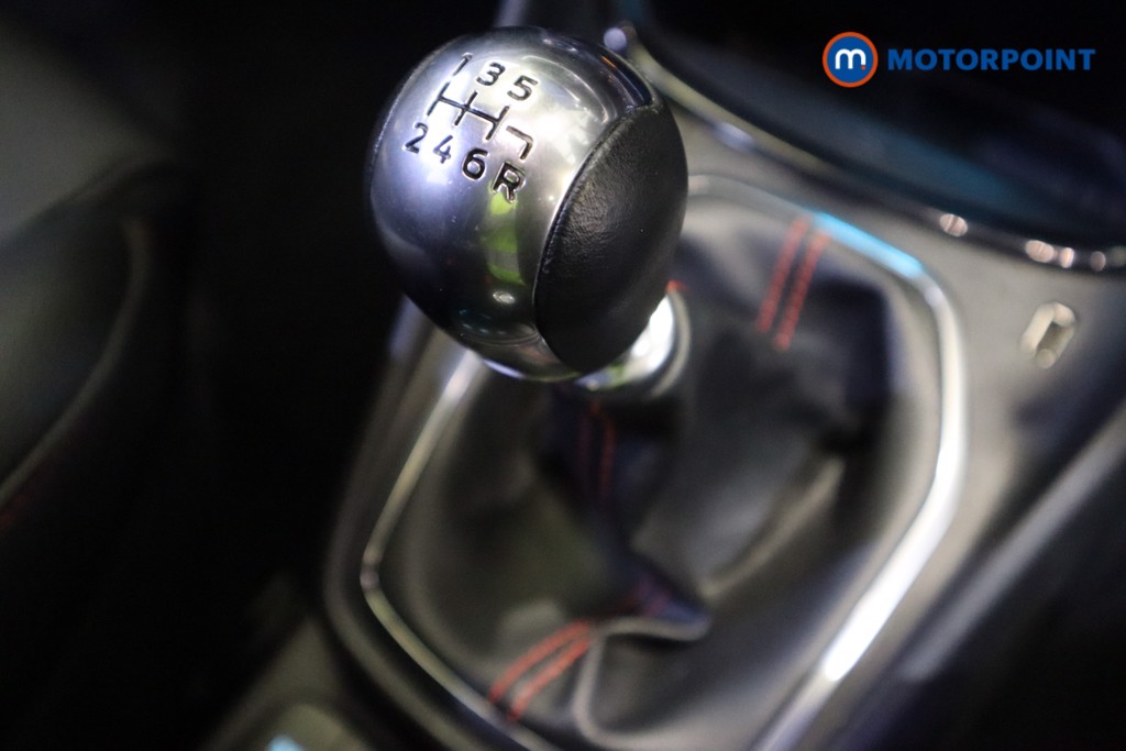 Ford Puma St-Line X Manual Petrol-Electric Hybrid SUV - Stock Number (1555677) - 5th supplementary image