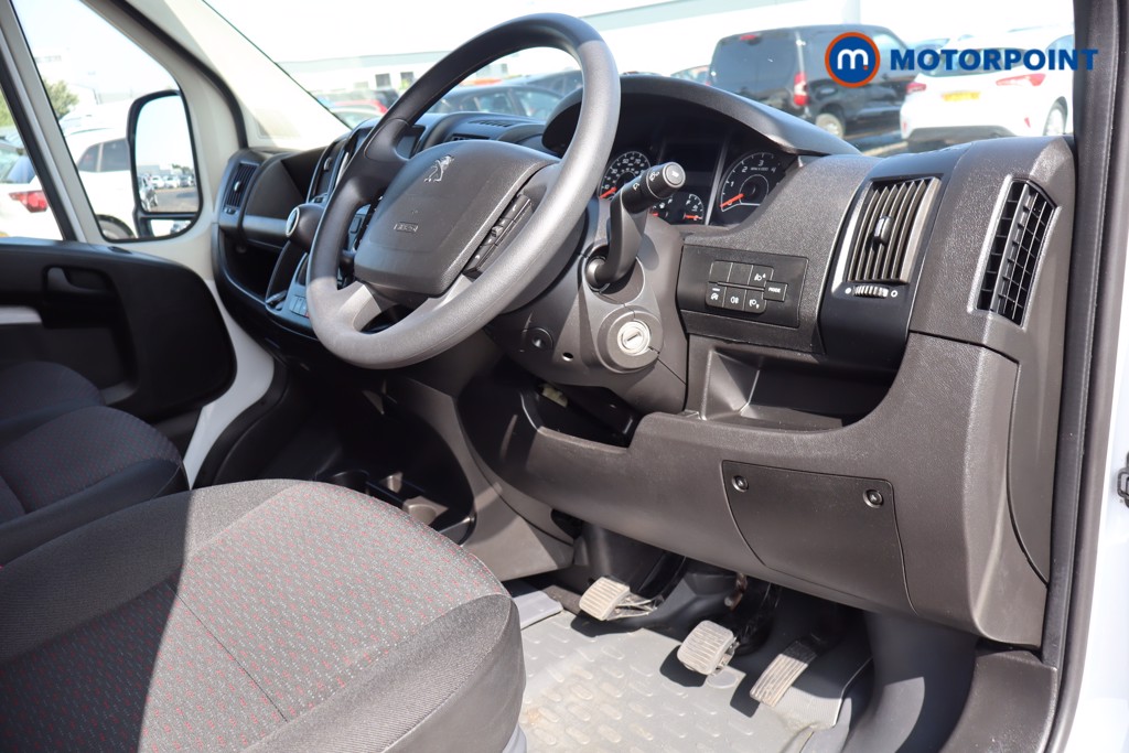 Peugeot Boxer Professional Premium-Plus Manual Diesel High Volume-High Roof Van - Stock Number (1557515) - 14th supplementary image