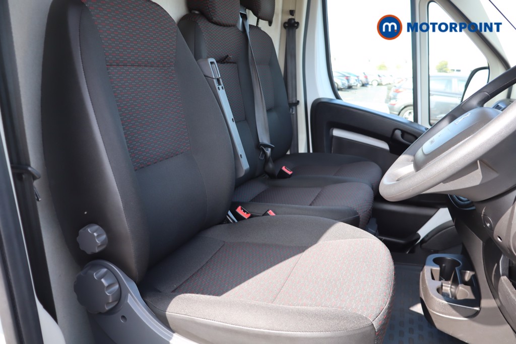 Peugeot Boxer Professional Premium-Plus Manual Diesel High Volume-High Roof Van - Stock Number (1557515) - 15th supplementary image