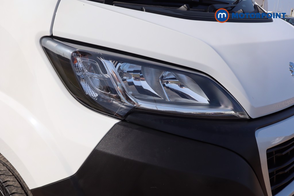 Peugeot Boxer Professional Premium-Plus Manual Diesel High Volume-High Roof Van - Stock Number (1557515) - 17th supplementary image