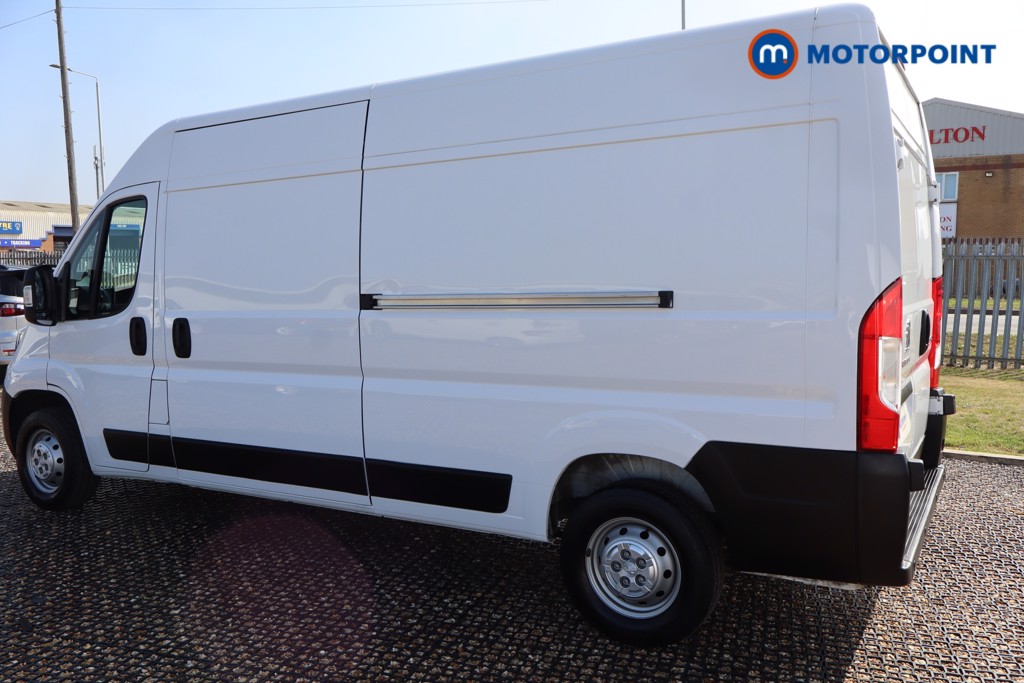 Peugeot Boxer Professional Premium-Plus Manual Diesel High Volume-High Roof Van - Stock Number (1557515) - 26th supplementary image