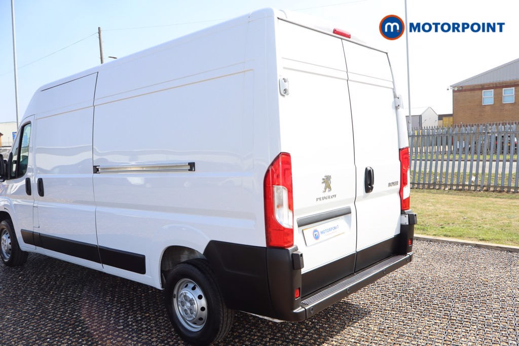 Peugeot Boxer Professional Premium-Plus Manual Diesel High Volume-High Roof Van - Stock Number (1557515) - 27th supplementary image