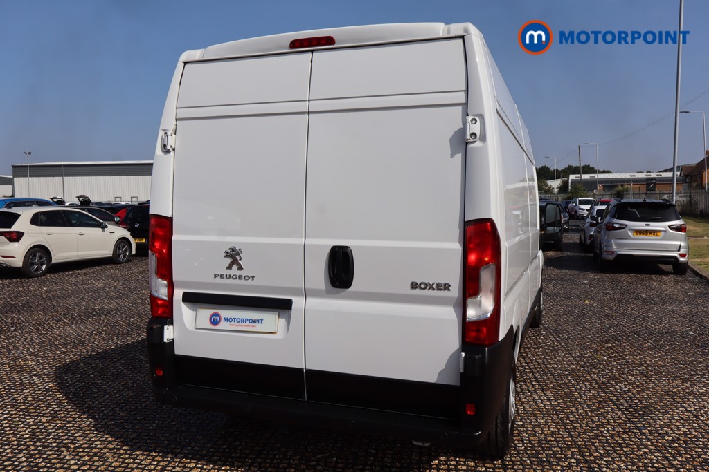 Peugeot Boxer Professional Premium-Plus Manual Diesel High Volume-High Roof Van - Stock Number (1557515) - 30th supplementary image